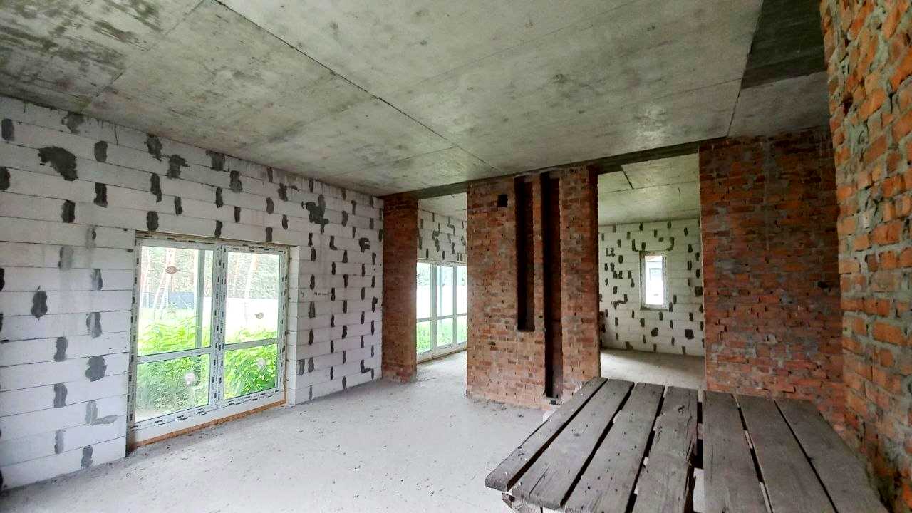 1867790698730455