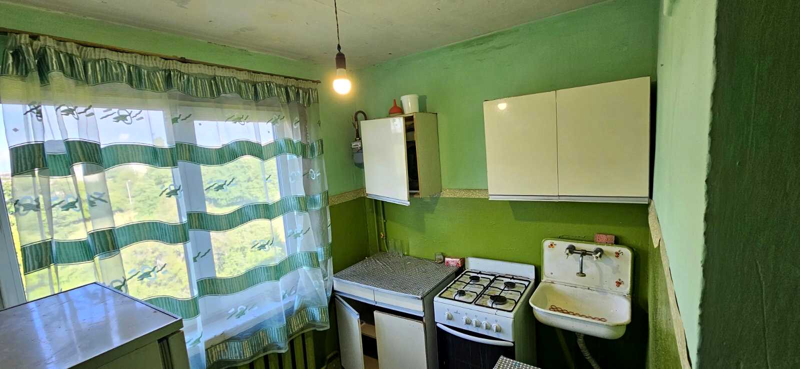 1867792585395331