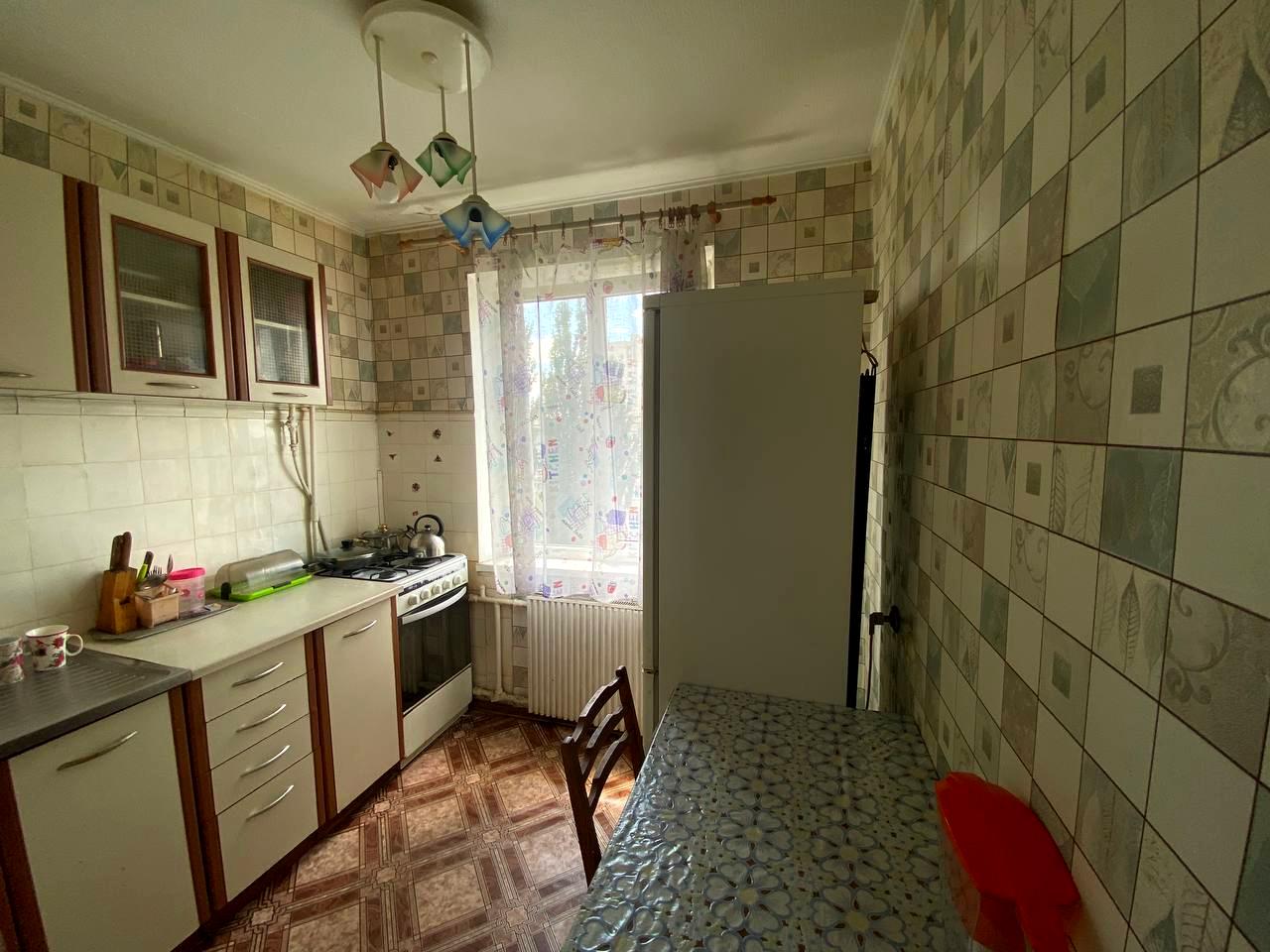 1867793853629856