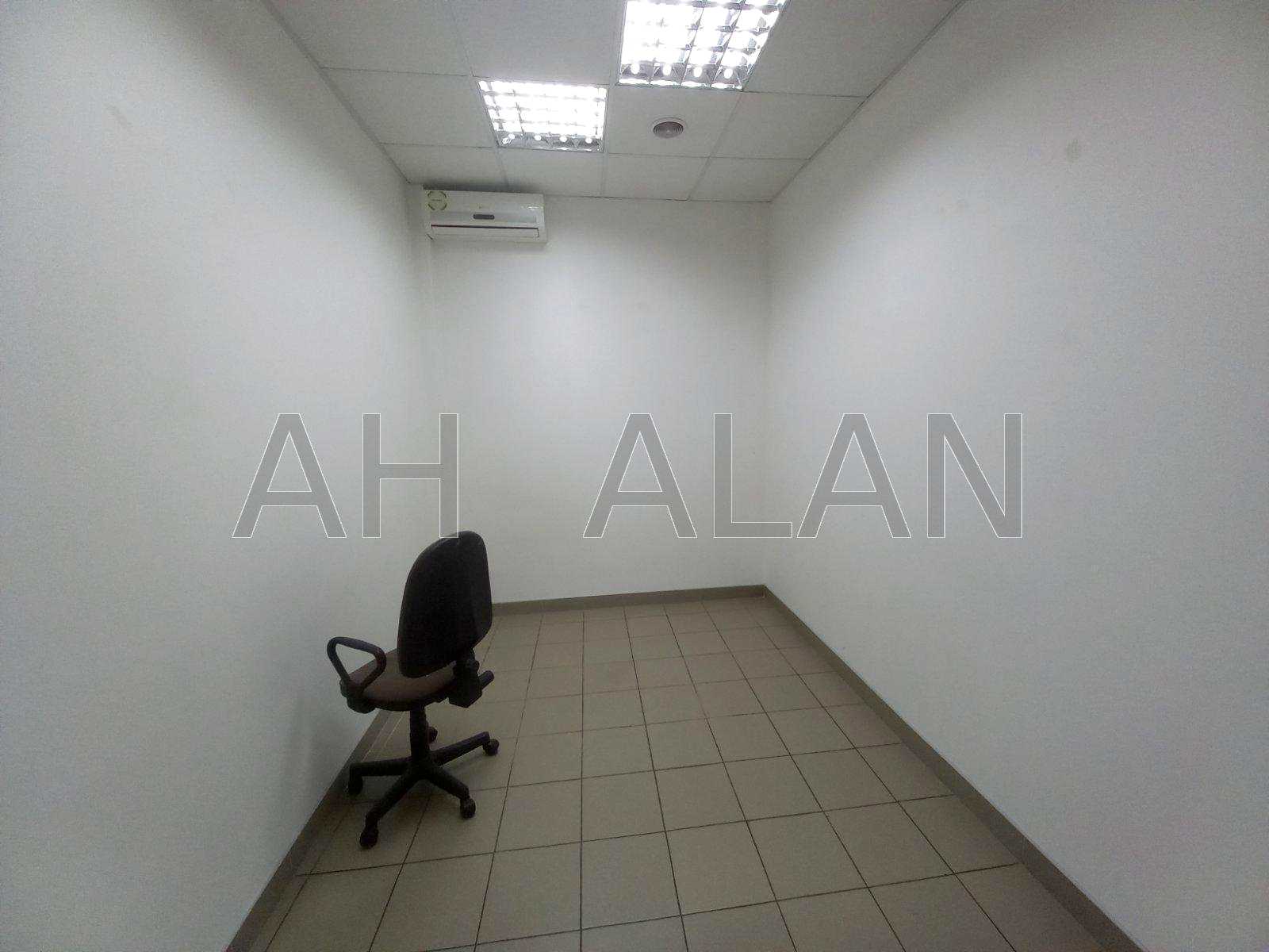 1867794485972379
