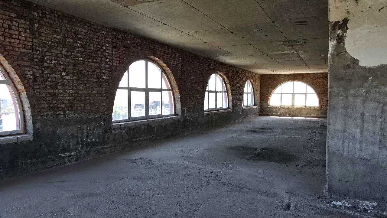 1867795318910941
