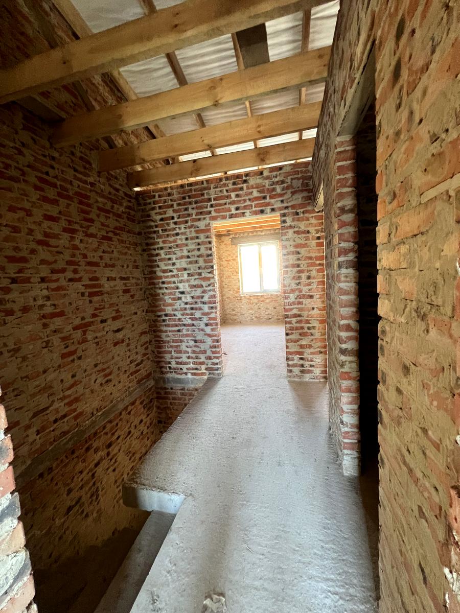 1867796441572166