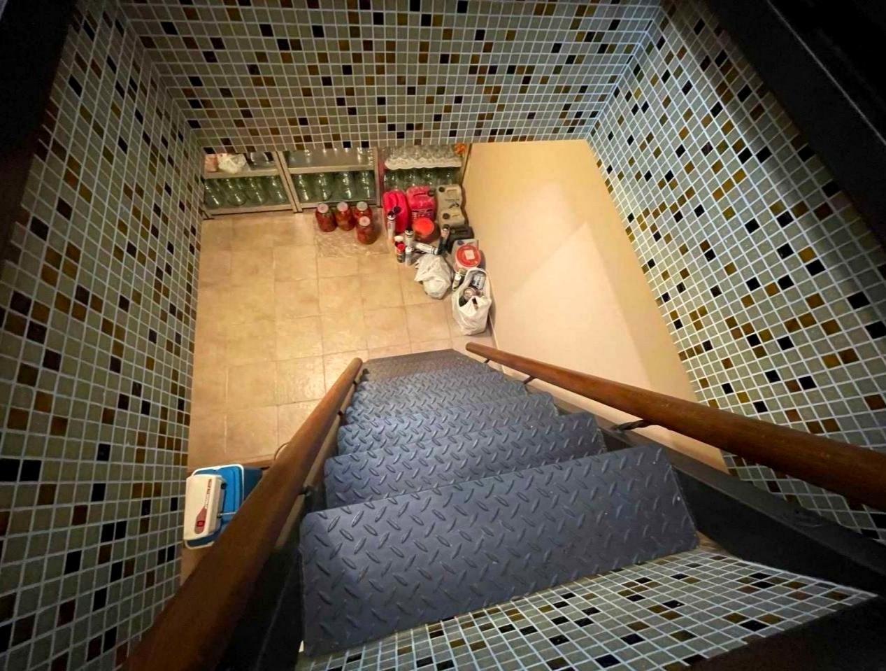 1867806527612373
