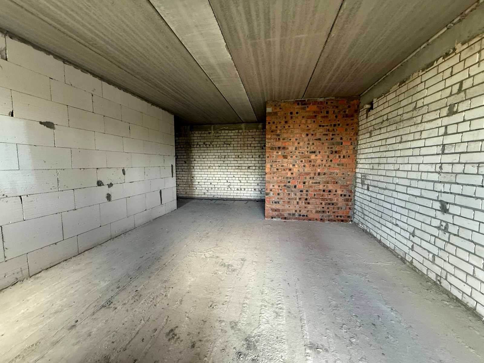 1867810465176019