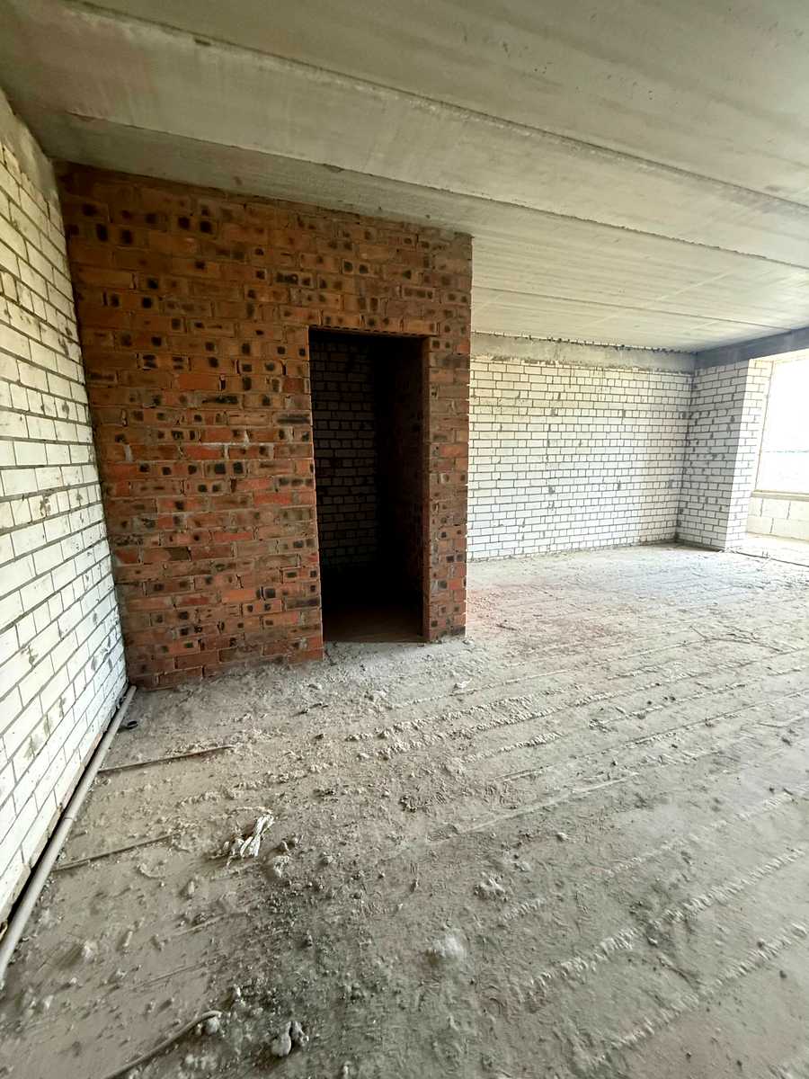 1867810465200570