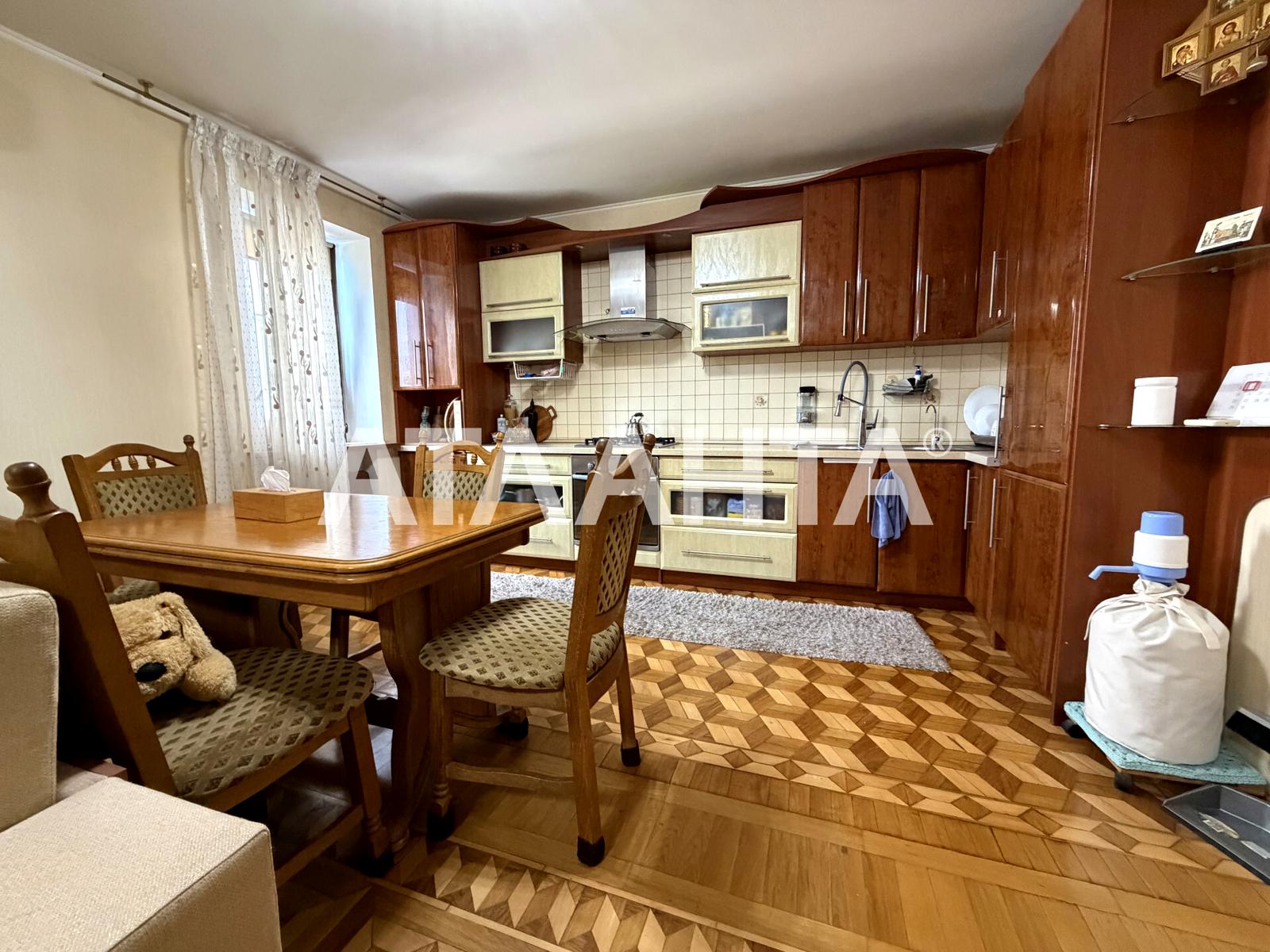 3-комнатная квартира по адресу ул. Космонавтов (площадь 100 м²) - фото 2 3-комнатная квартира по адресу ул. Космонавтов (площадь 100 м²) - Atlanta.ua - фото 2