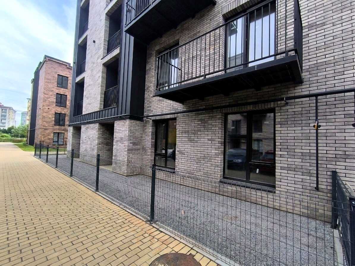 1867817622048066