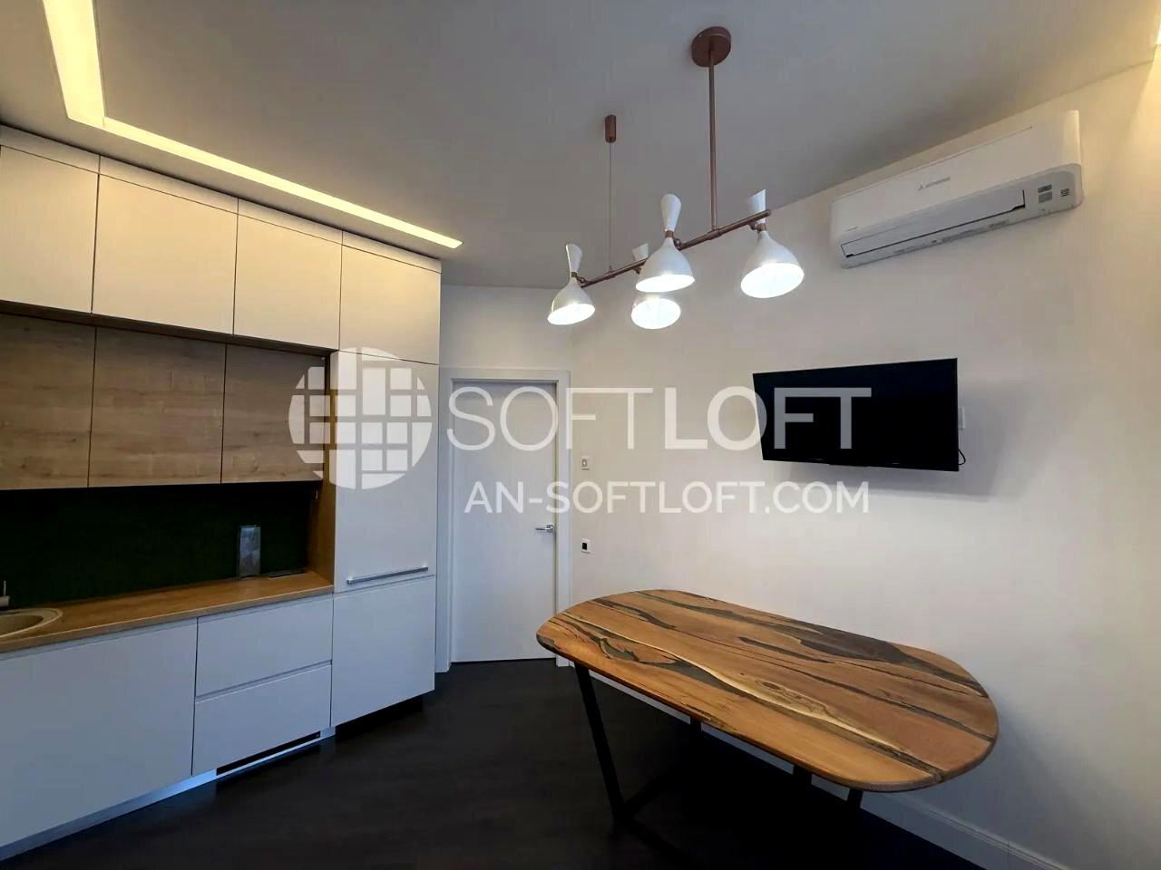 1867819370451442