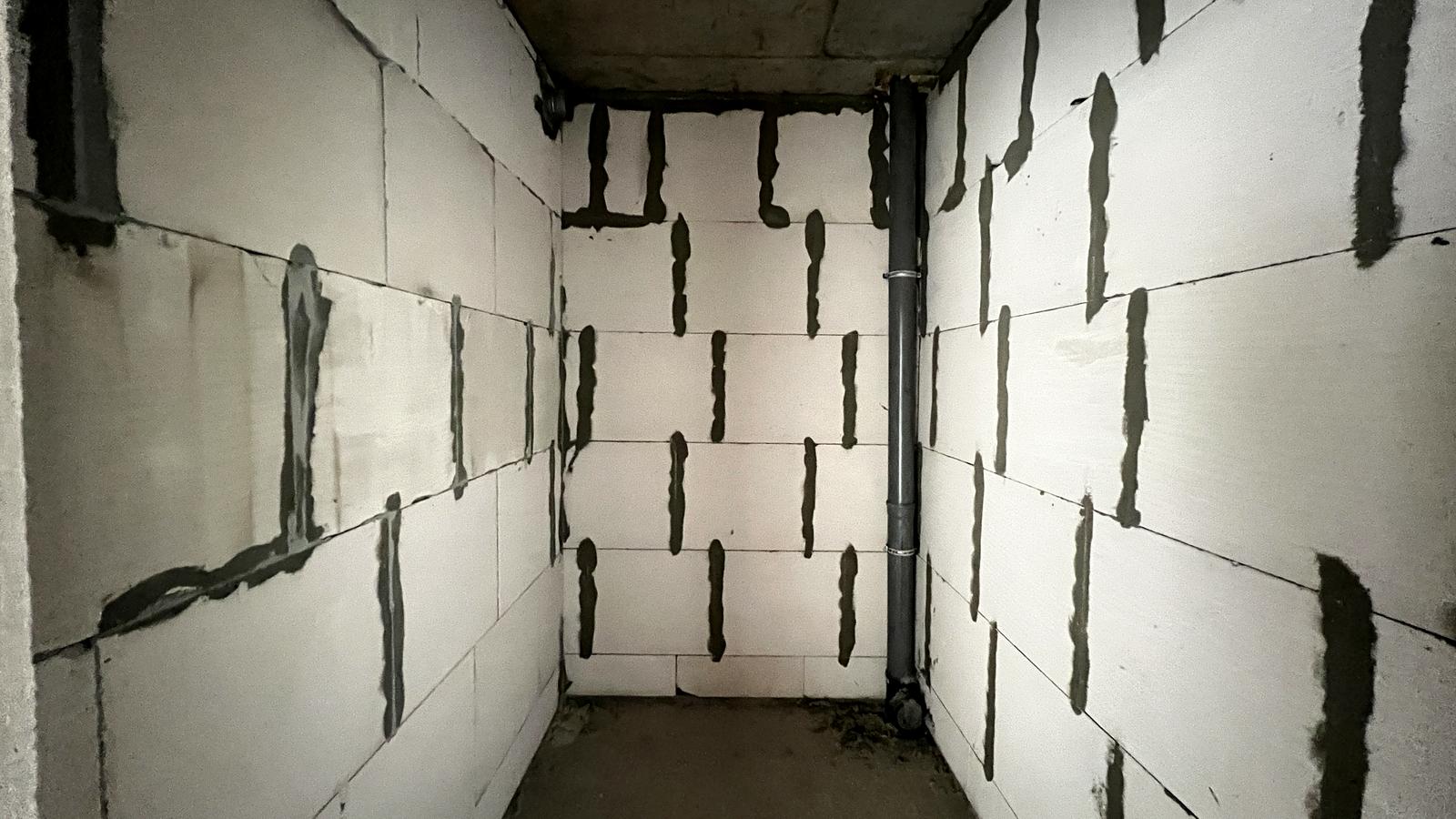 1867821186957722