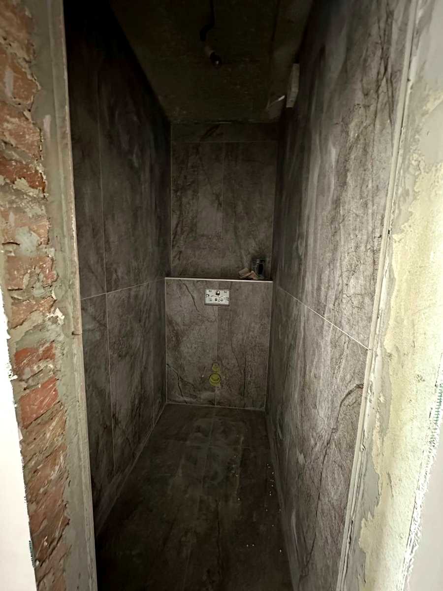 1867824953969485