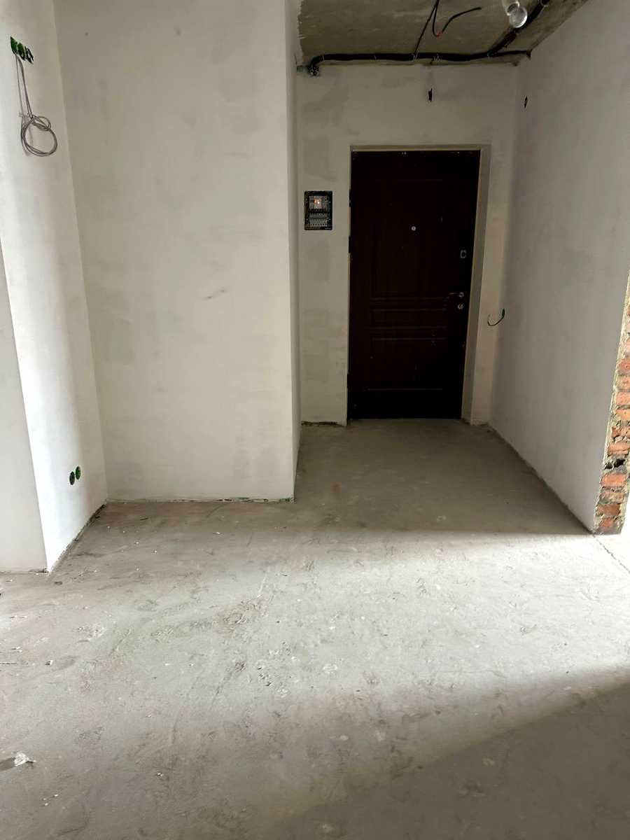 1867824954772889