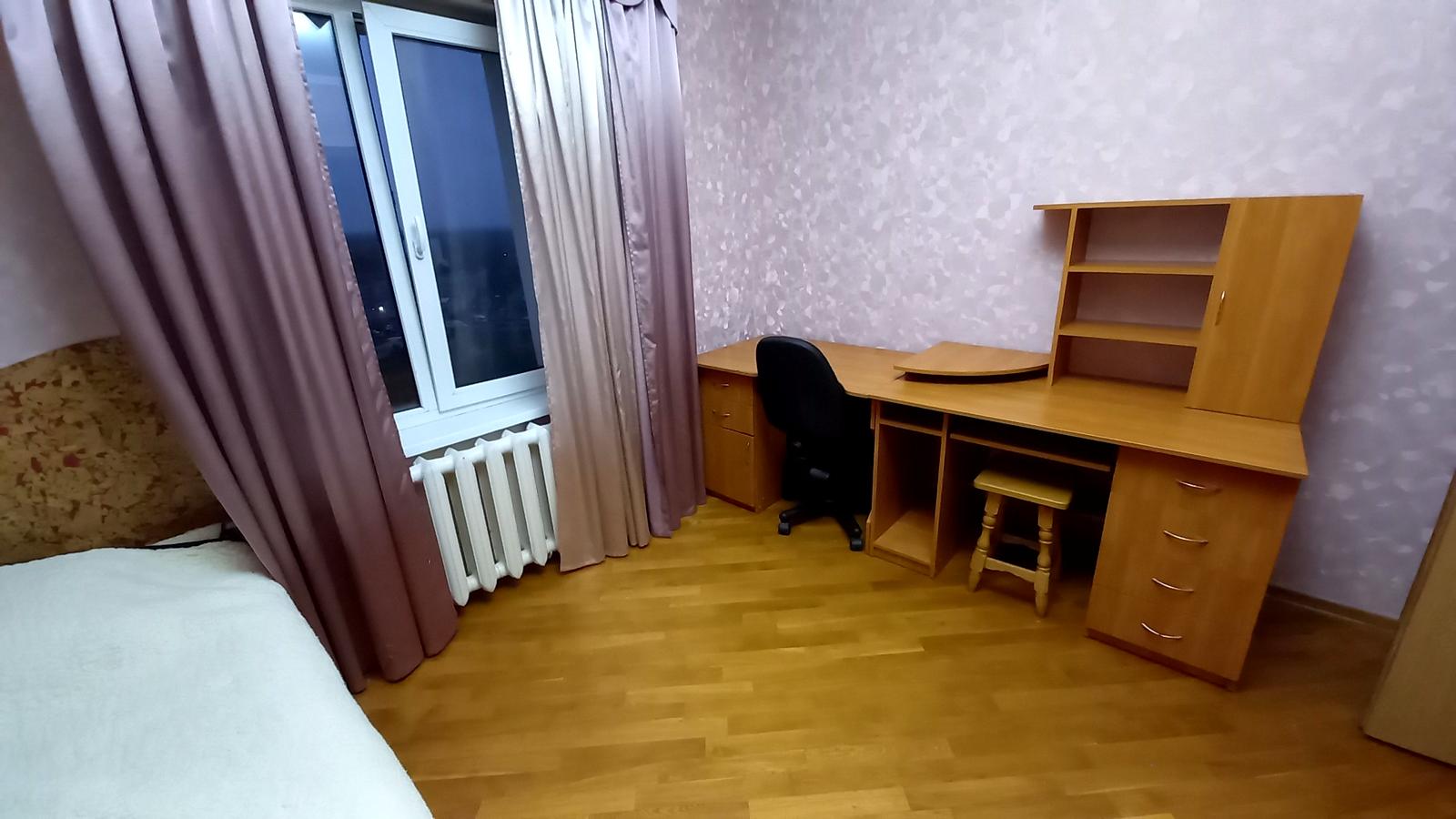 1867869703483593