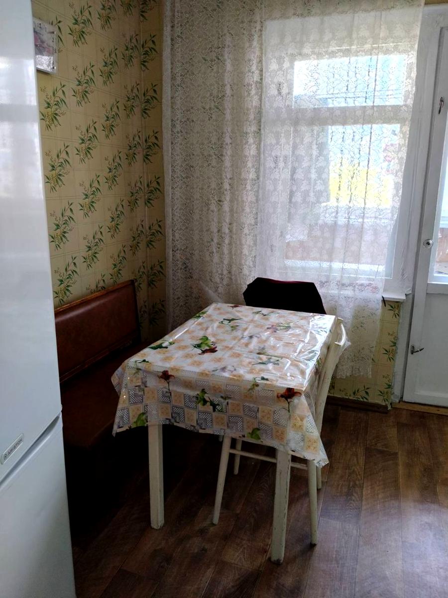 1867884551761769