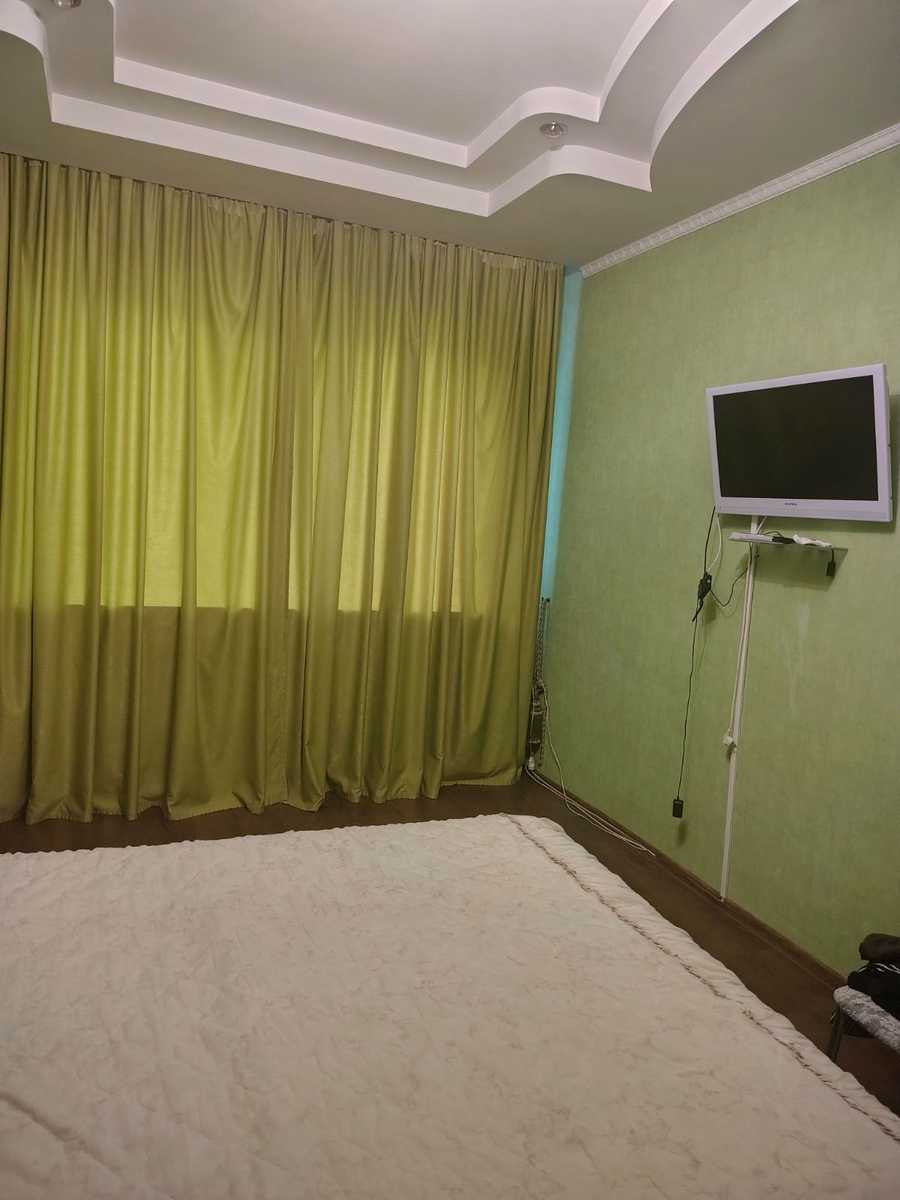 1867901651327265