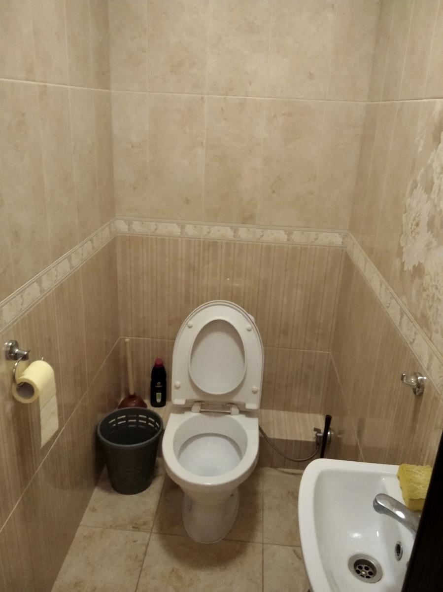 1867925409776605