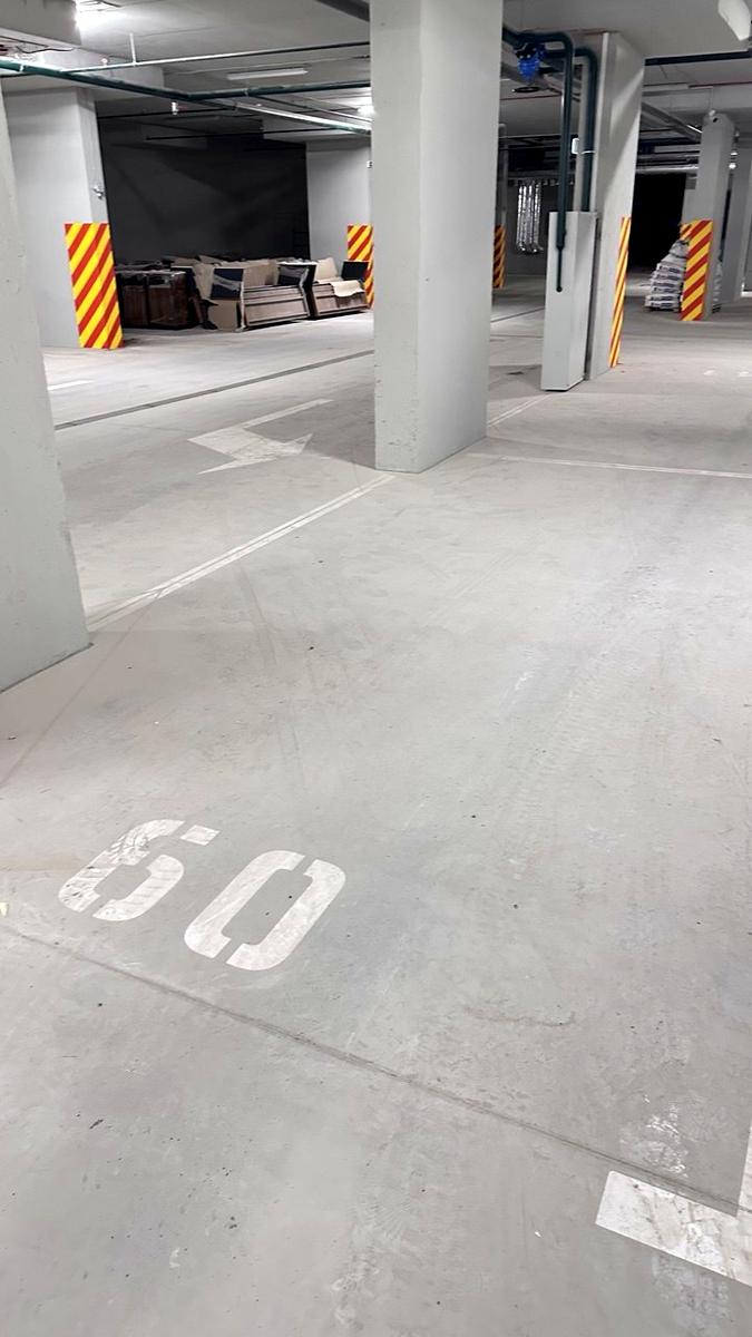 1867957092659696