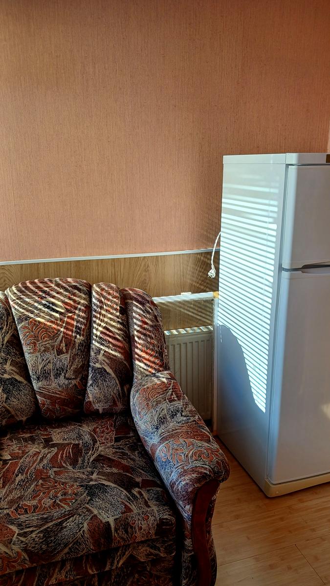 1867977012784229