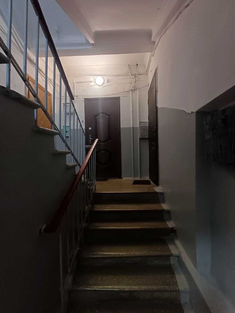 1867979312618646