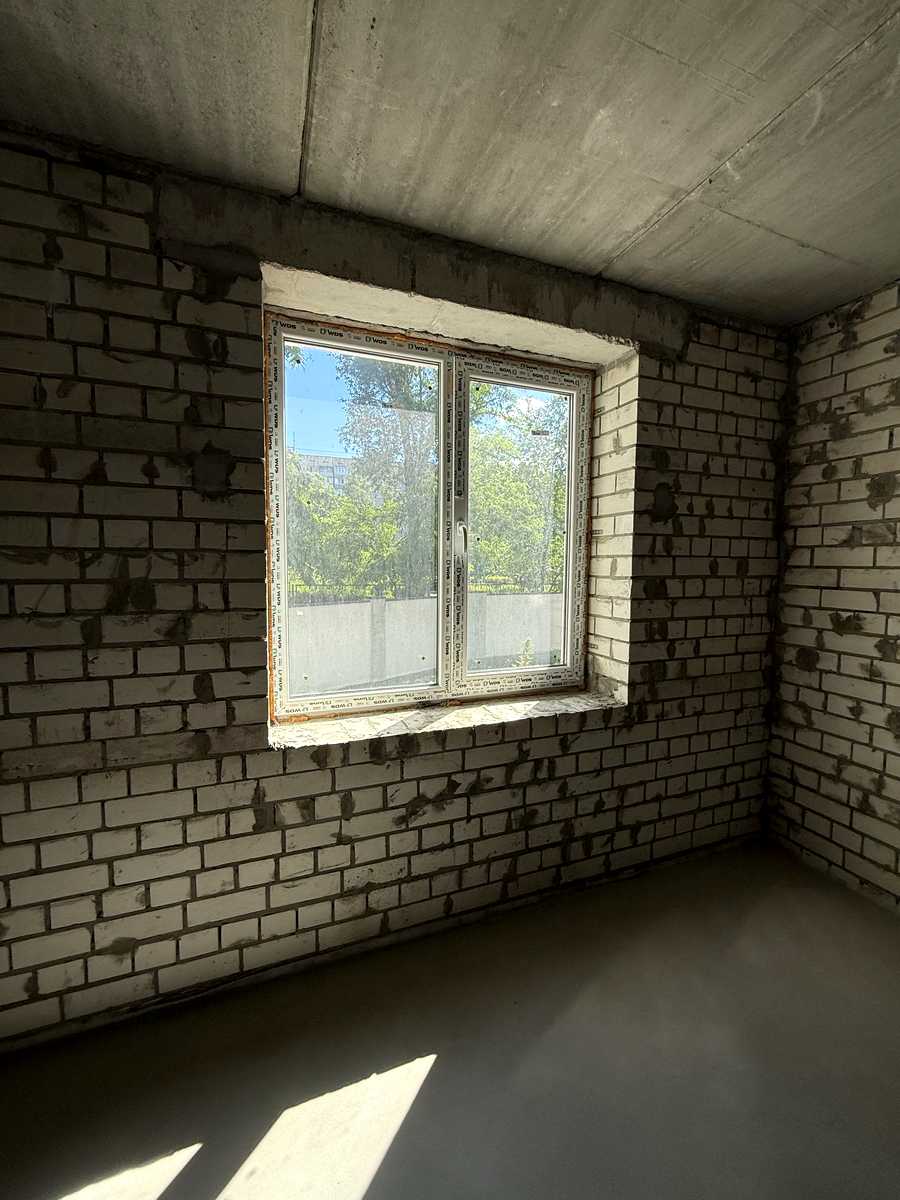 1867987736515373