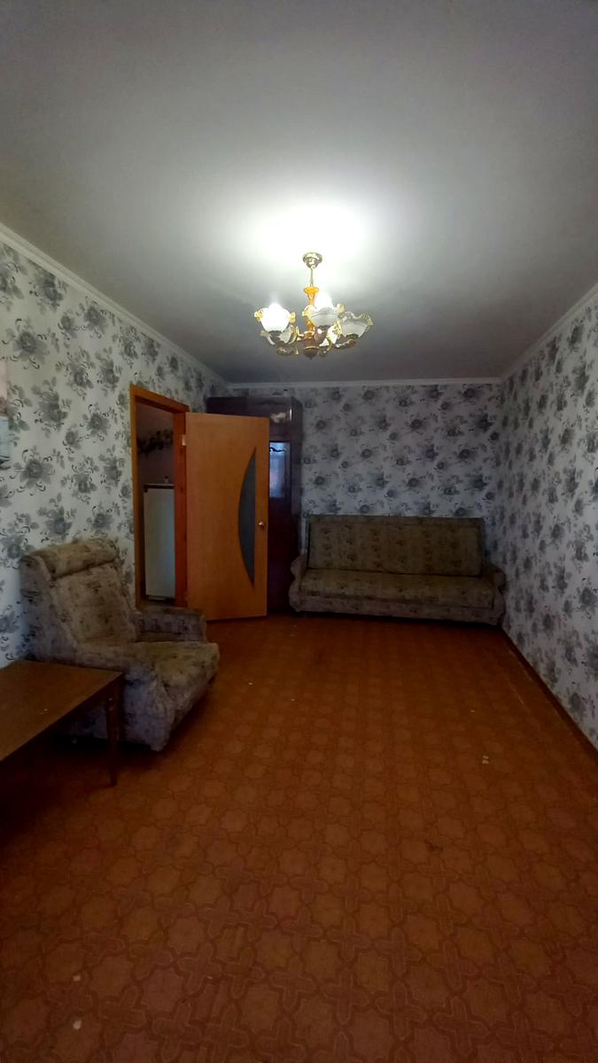 1867991774086216