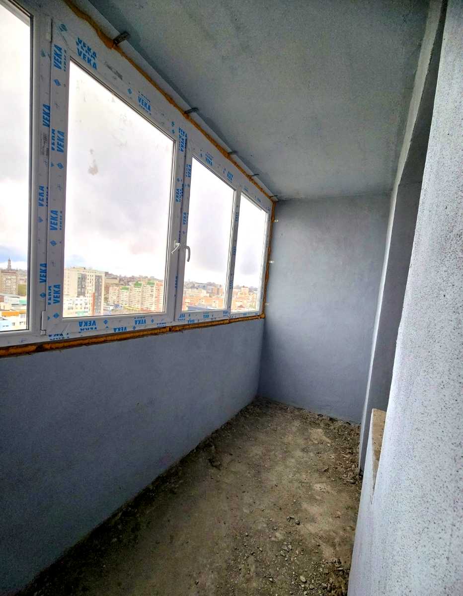 1867996961445731