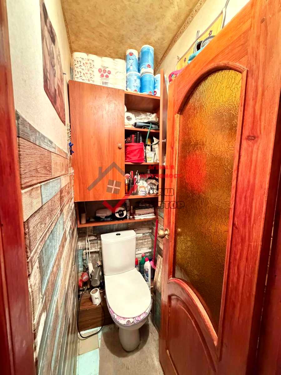 1868051084098150