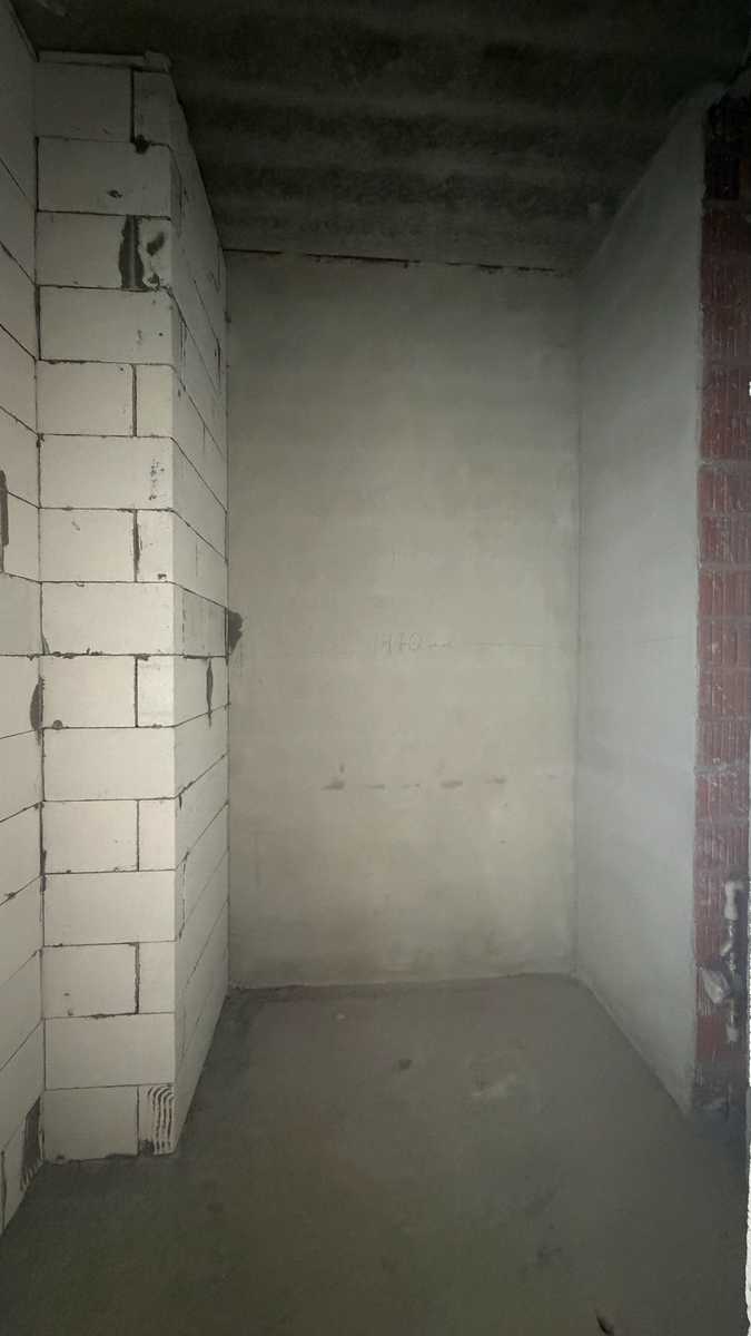 1868051973062021