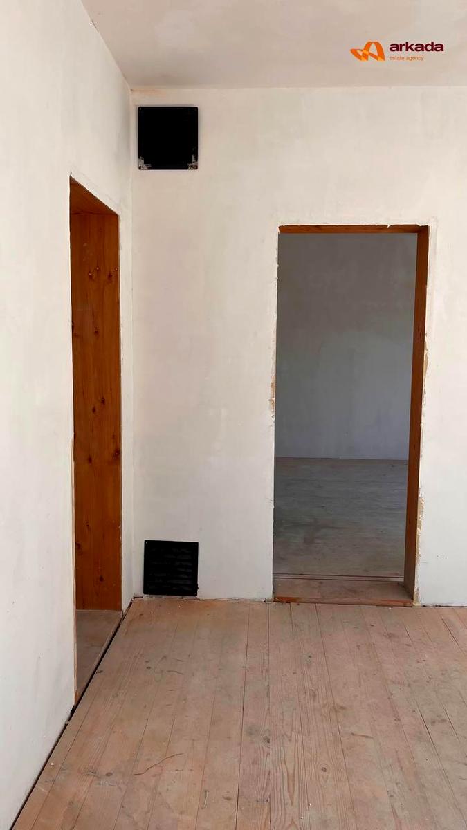 1868054673674361
