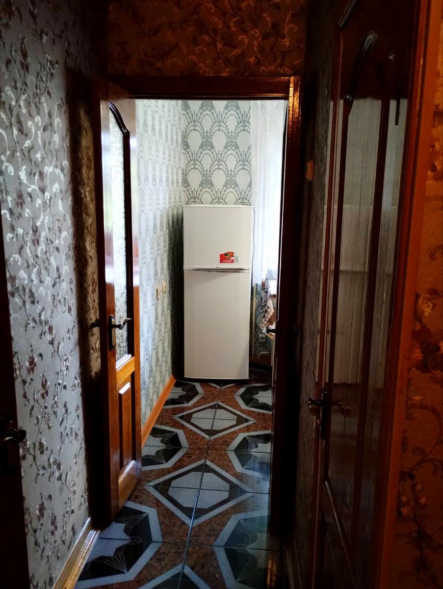 1868056936926258