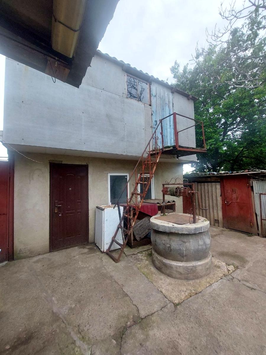 1868066355212252