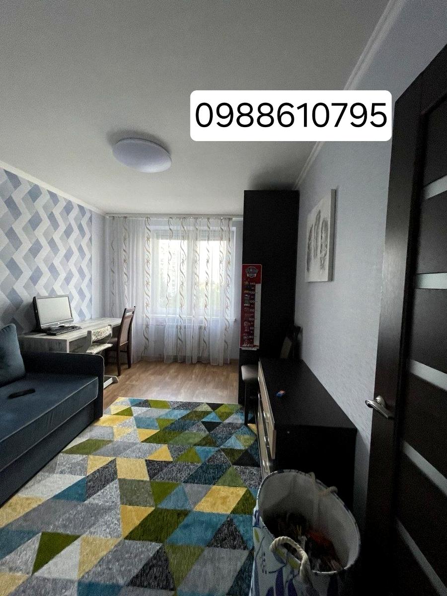1868072734907582