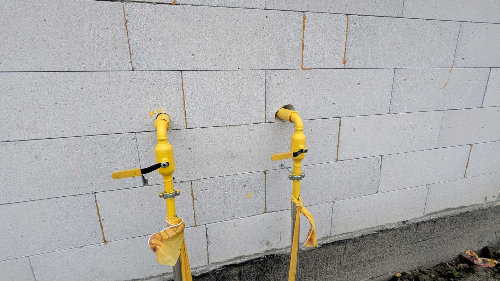 1868073492726592