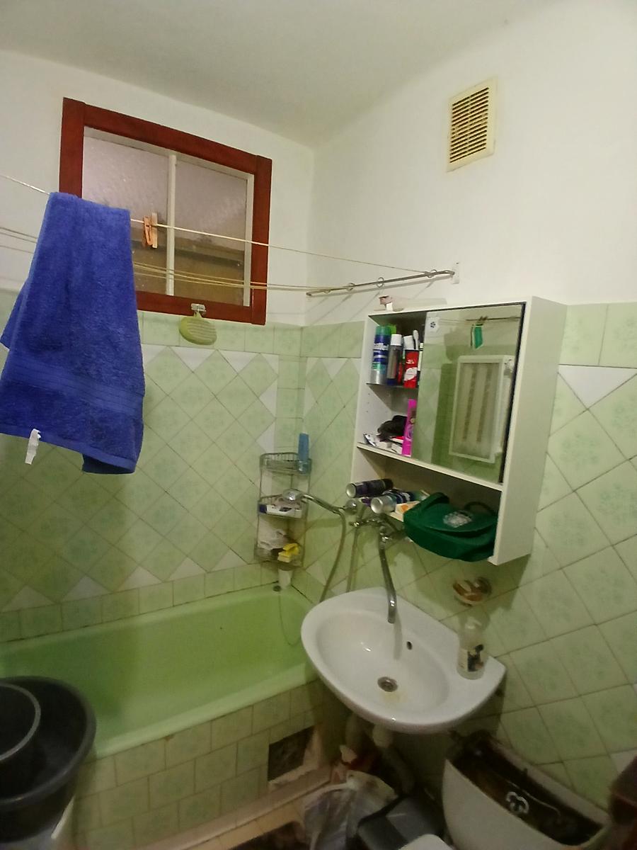 1868084469473541
