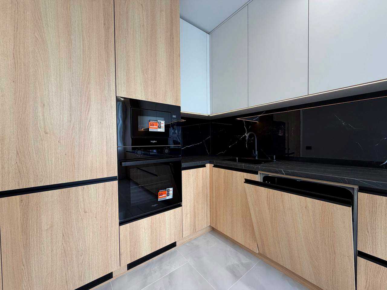 1868090721985094