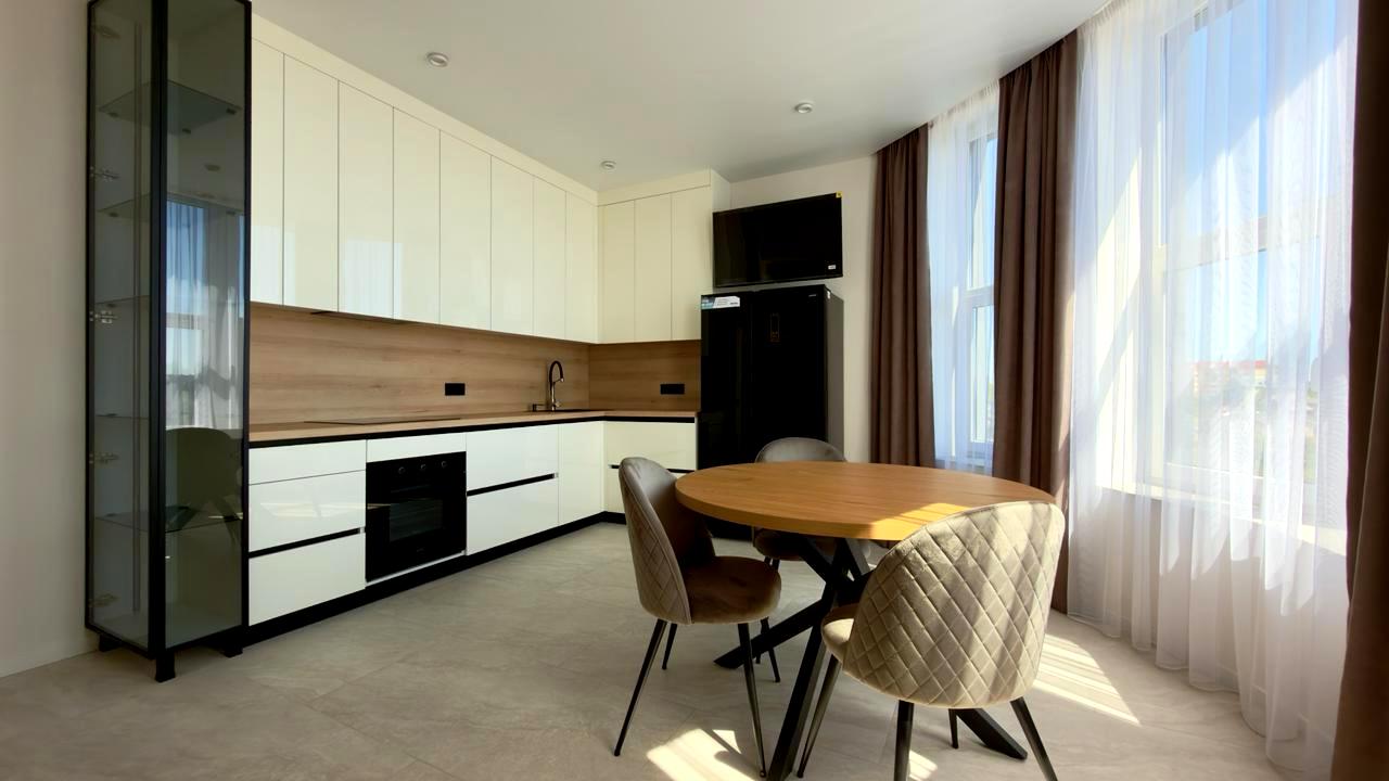 1868137340541176