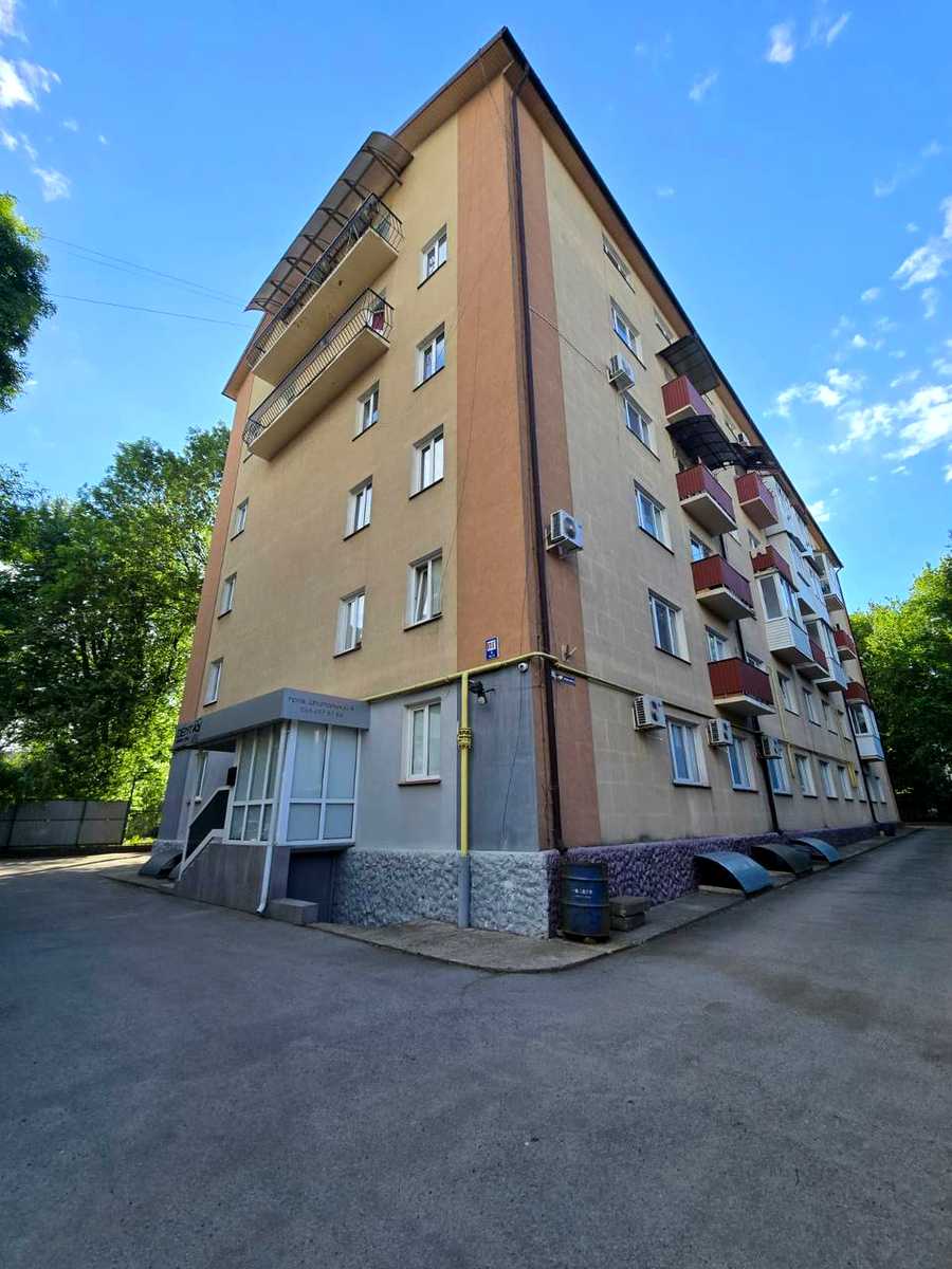 1868144935546955