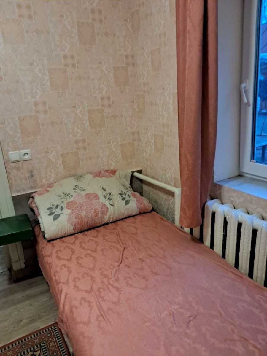 1868148636713464