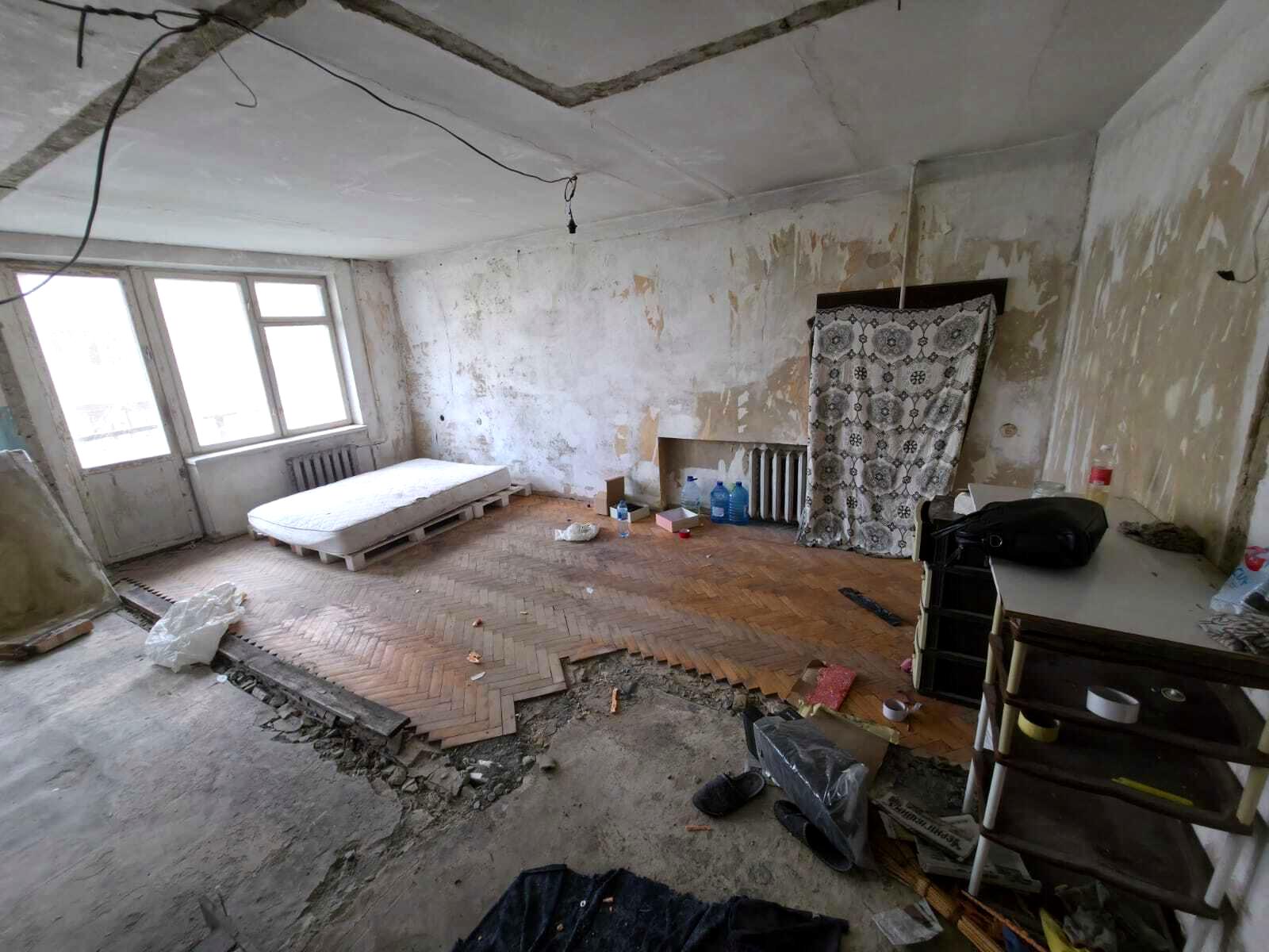 1868150773549423
