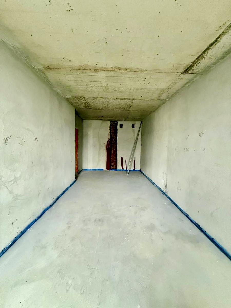 1868155106871546