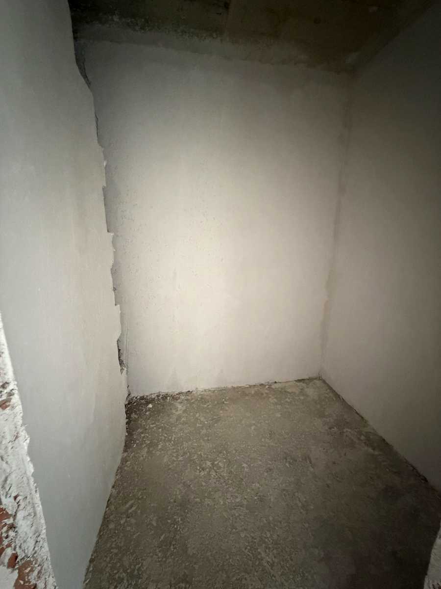 1868155618218954