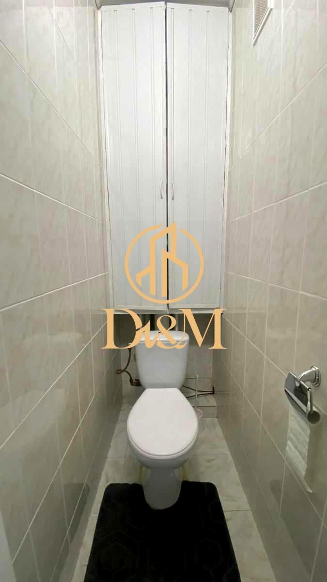 1868156808234513