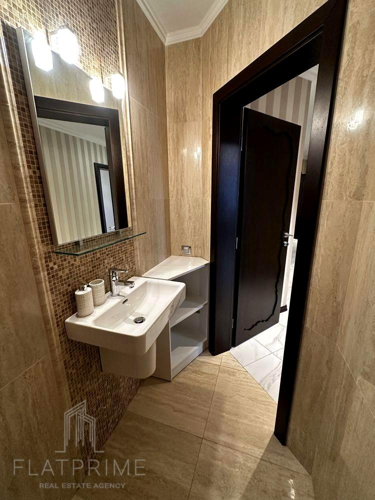 1868160036506504
