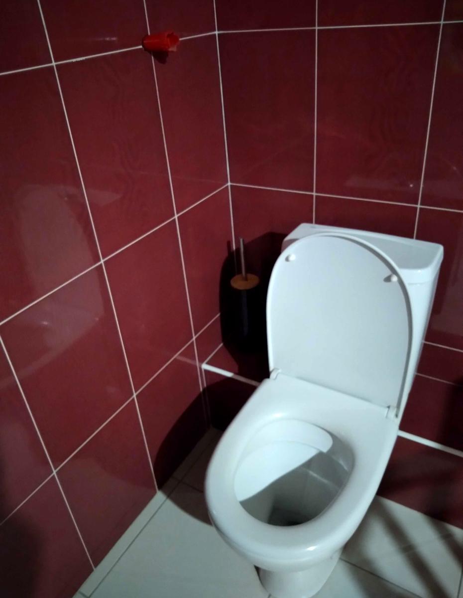 1868161478232820