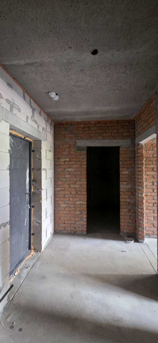 1868161867212778