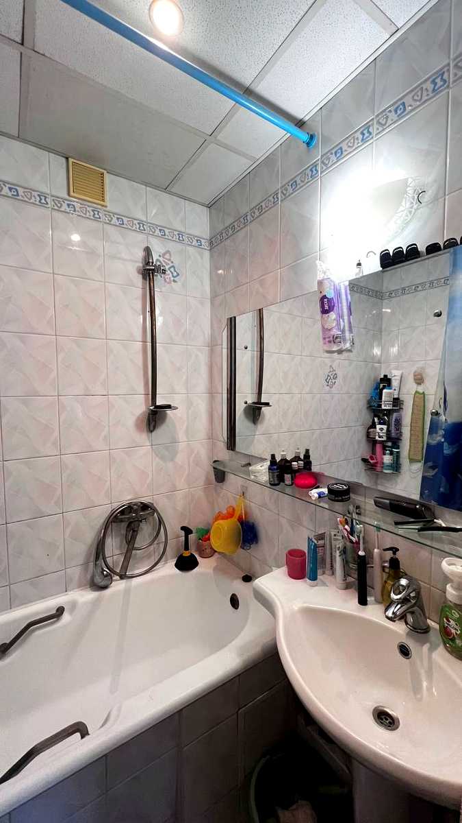 1868163414466313