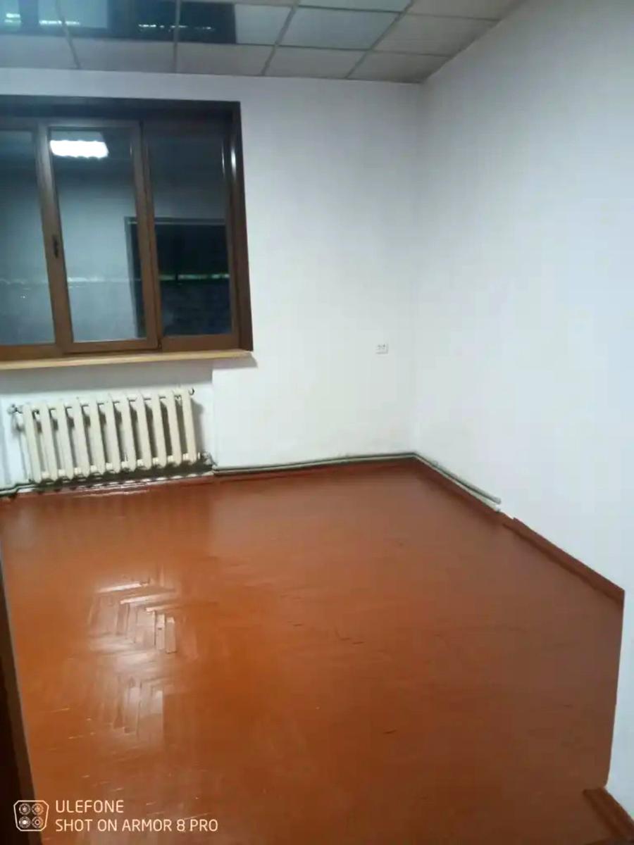 1868164853220463