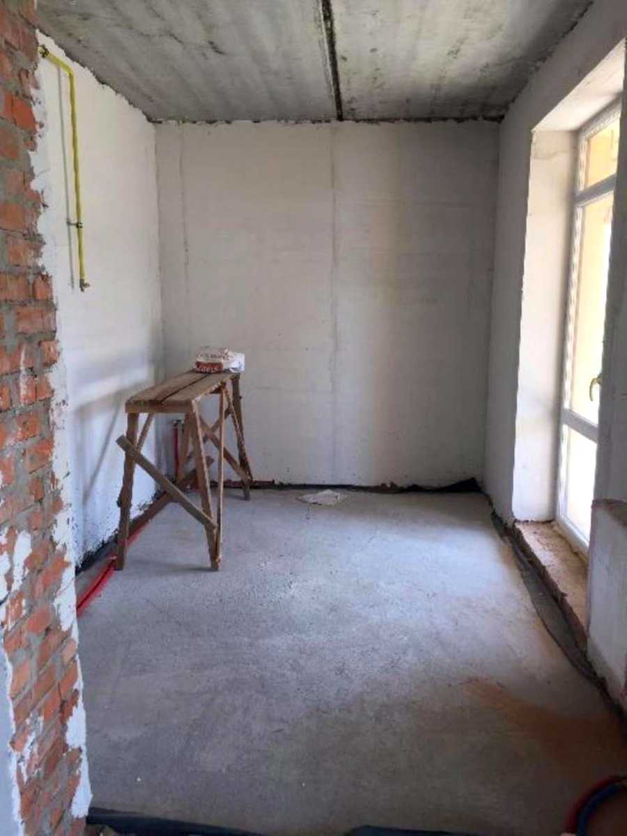 1868165258275743