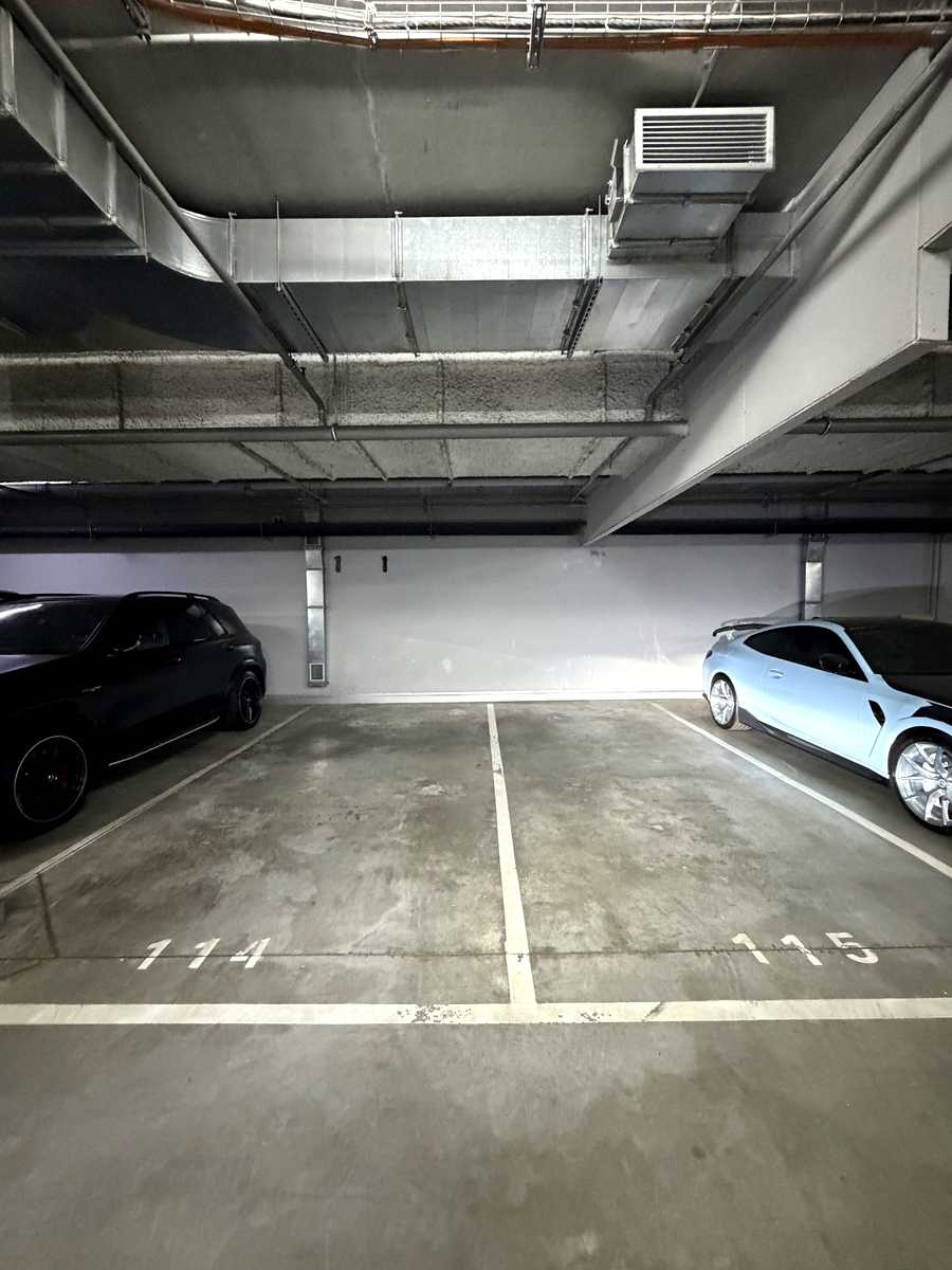 1868173844154323