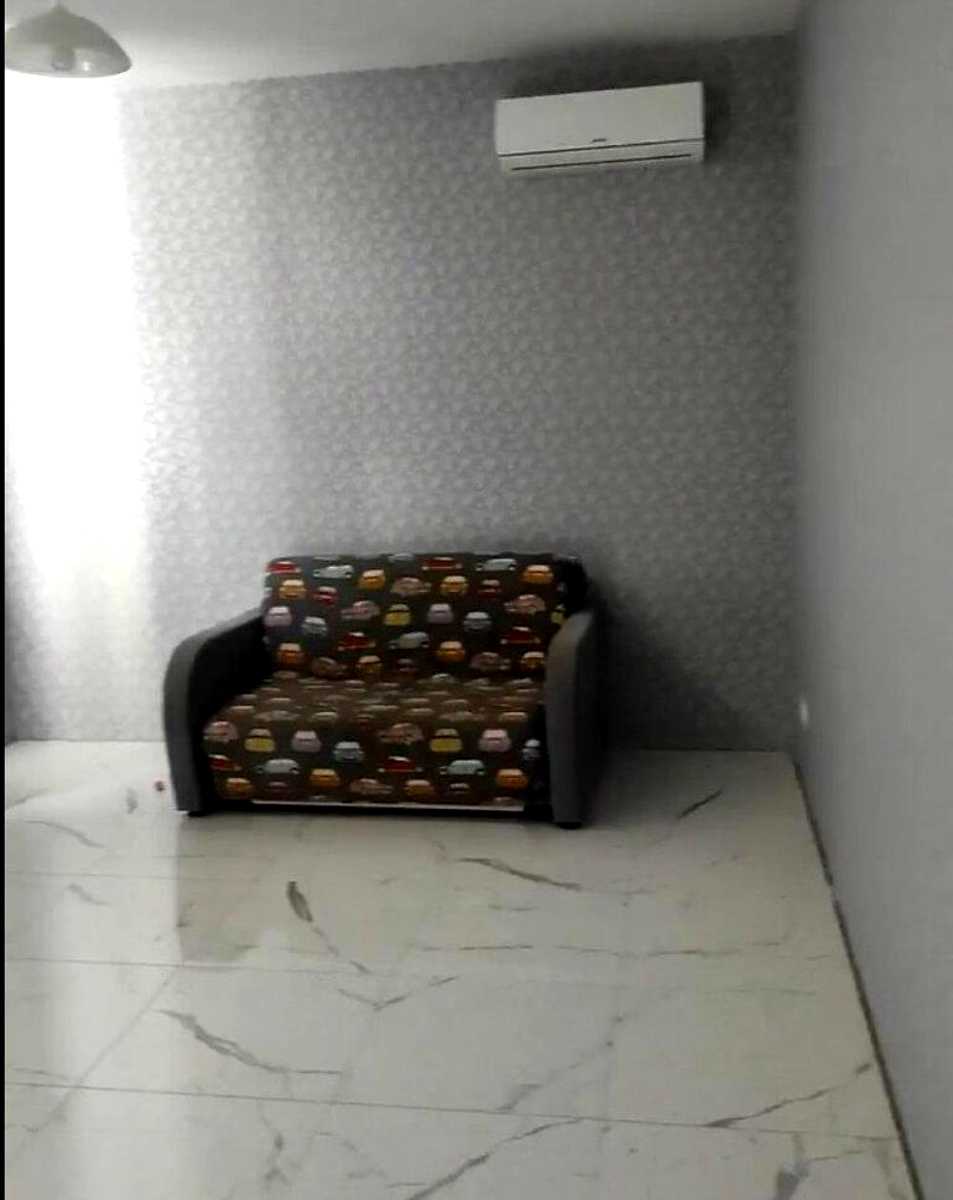1868182804339651