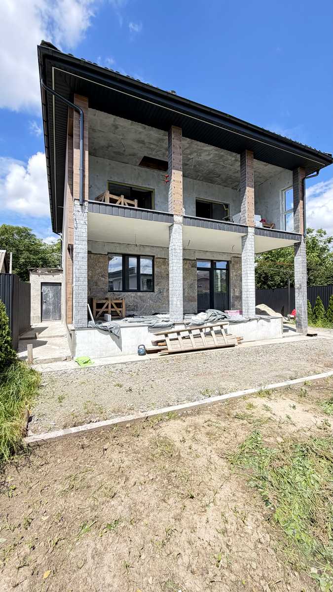 1868216488253507